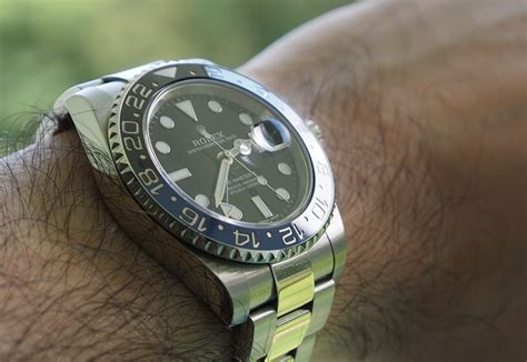 rolex second hand not moving